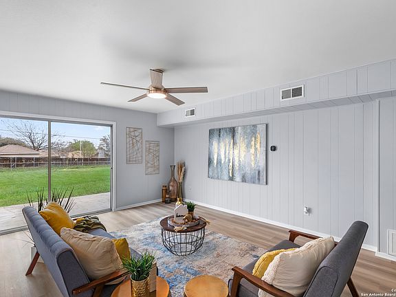 4th image of 515 SONNET DR
