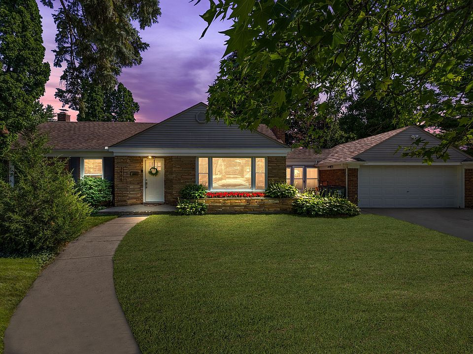 1st image of 3906 Parkview Dr