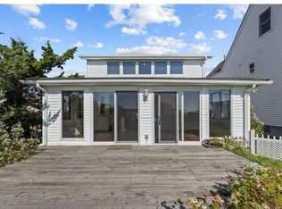 18 Pirates Cv, Massapequa, NY 11758