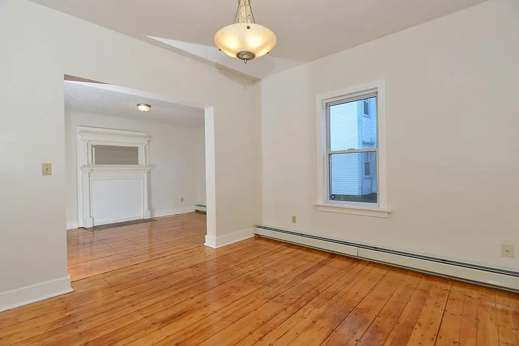 3 bed, 1524 sqft, $2,500 — Photo 1
