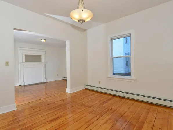 100 High St APT 1, Taunton, MA 02780