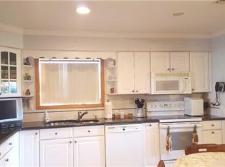 4 Simeone Dr, East Northport, NY 11731