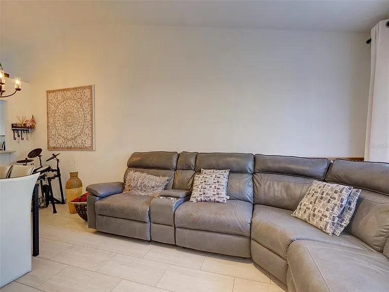 12131 Sand Pebble Way — Photo 8