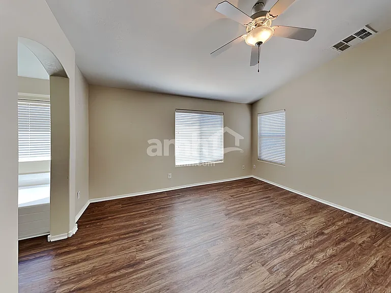 25841 W Miami St — Photo 14