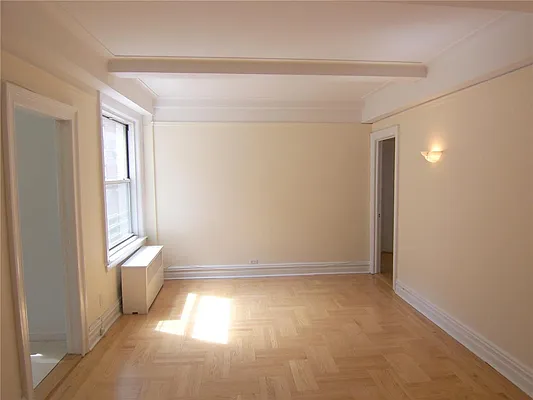 Rented by Maz Group NY | media 2