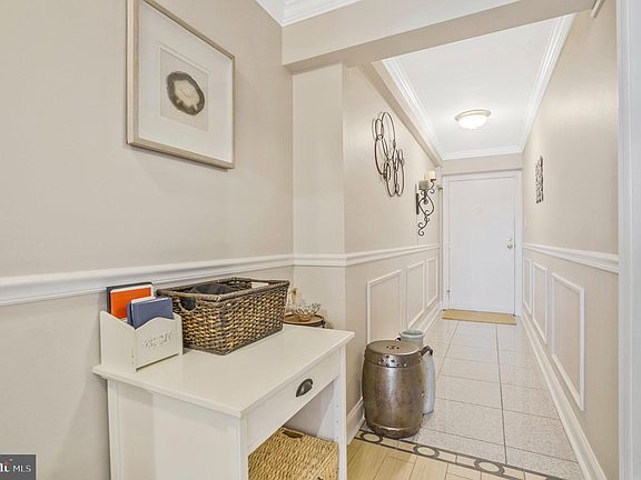 2nd image of 5565 Columbia Pike APT 703