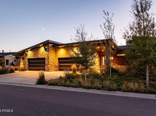 11529 N Groves Edge Dr, Hideout, UT 84036
