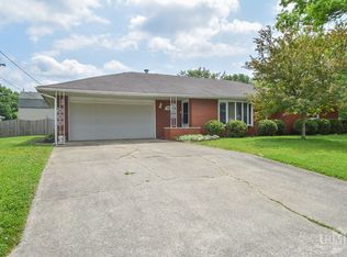 1812 S Oakdale Dr, Yorktown, IN 47396