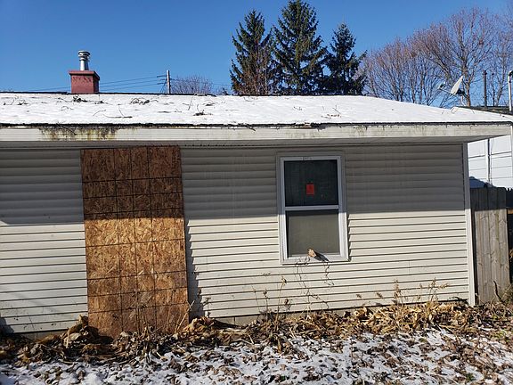 3rd image of 4108 S Deerfield Ave