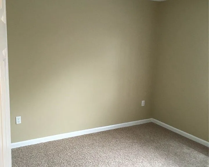 239 Wayne Dr — Photo 7
