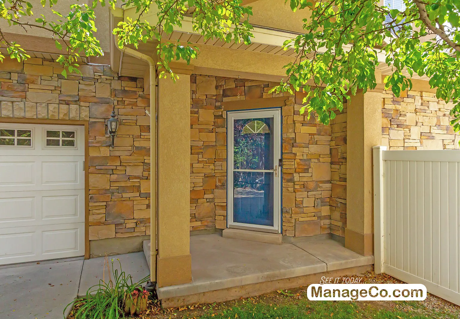 3 bed, 2.5 bath, 1430 sqft, $2,250 — Photo 2