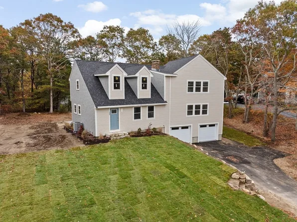 368 Old Plymouth Rd, Bourne, MA 02532