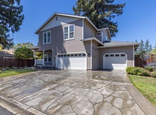 8 Nicholas Ct, Napa, CA 94558