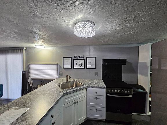 5th image of 3403 E Main St #1516