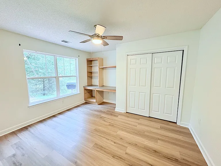201 Harts Cove Way — Photo 10