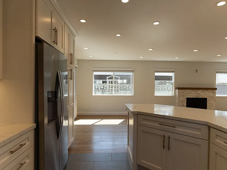1313 Lawton Ave #A — Photo 12
