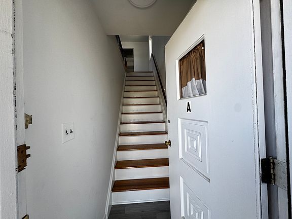 3rd image of 392 S Washington Ave #1A