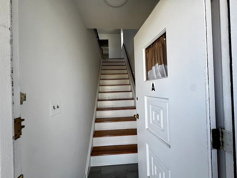 392 S Washington Ave #1A — Photo 3