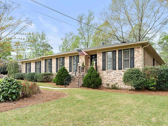 2nd image of 328 Albemarle Dr