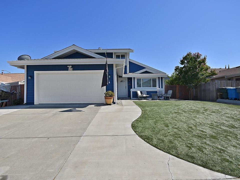1st image of 207 Kildare Lane