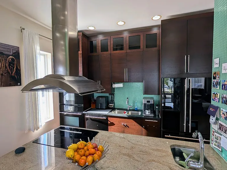 2642 W Chicago Ave #4 — Photo 4