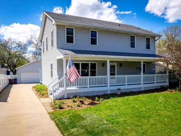 4815 Dillon St, White Bear Lake, MN 55110