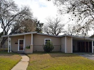 2007 E Mesquite Ln, Victoria, TX 77901