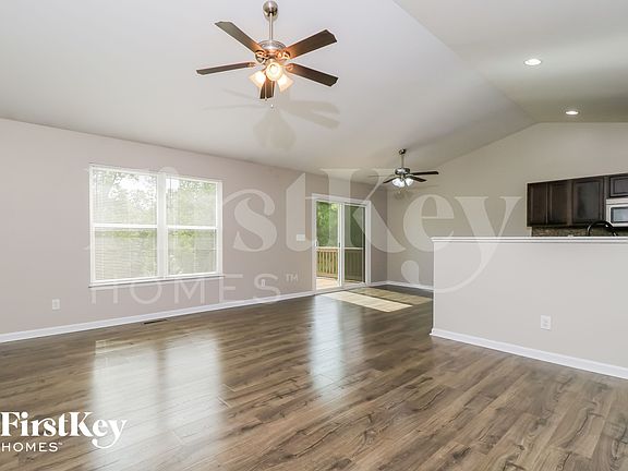 2nd image of 163 Briarwood Dr