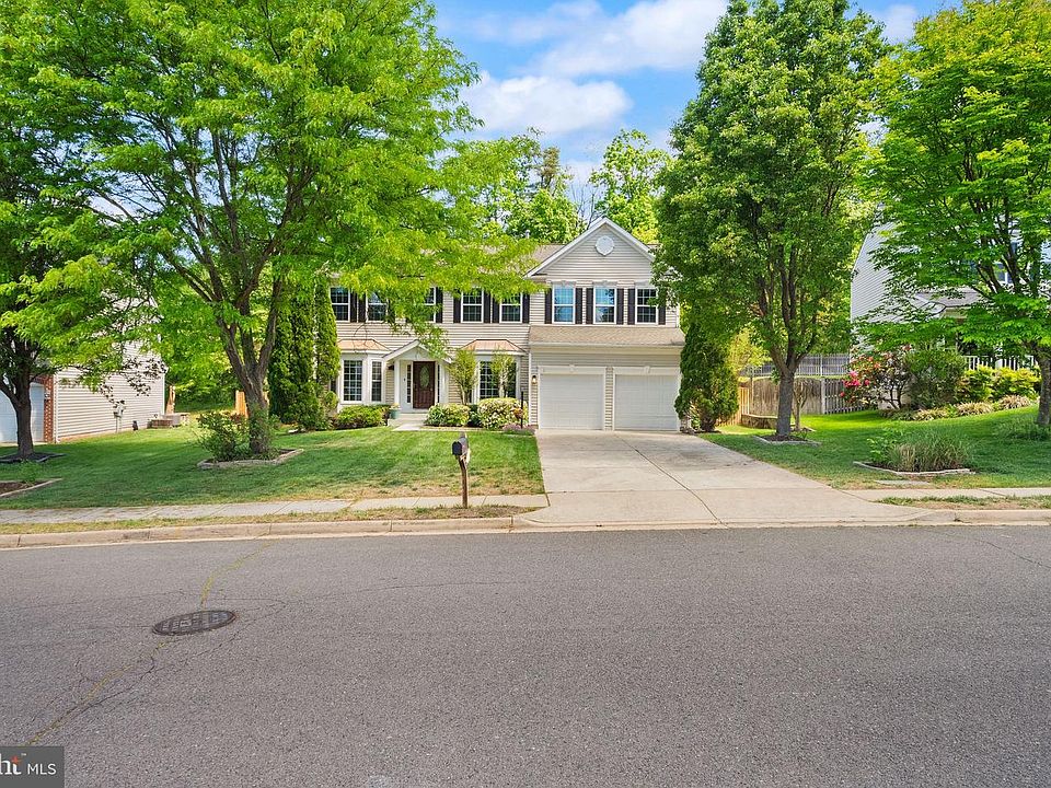 1st image of 12328 Grimsby Ln