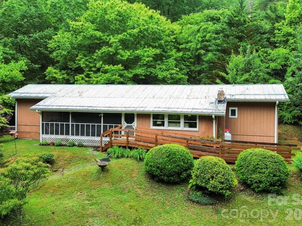 153 Gray Fox Rd #5, Rosman, NC 28772
