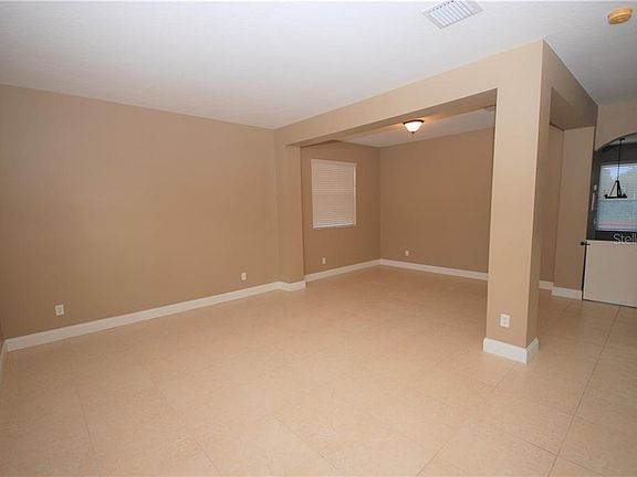 5th image of 17964 Cunningham Ct