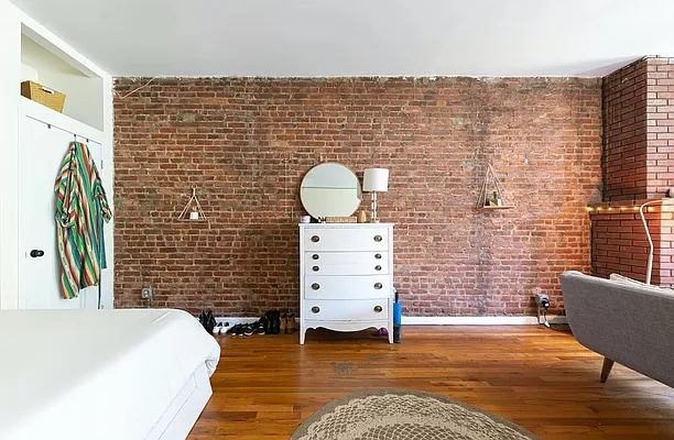 Rented by Corcoran | media 16