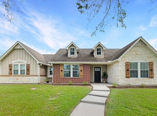 8715 Crestmont Ln, Manvel, TX 77578