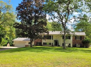 12330 Ray Rd, Ortonville, MI 48462