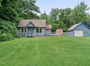 2105 County Highway 107, Amsterdam, NY 12010