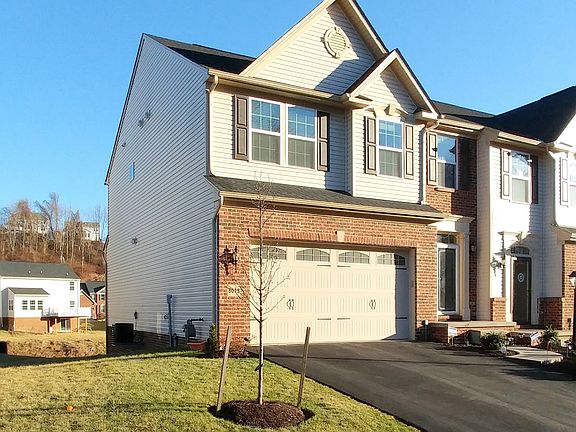 2nd image of 8019 Hinsdale Ln