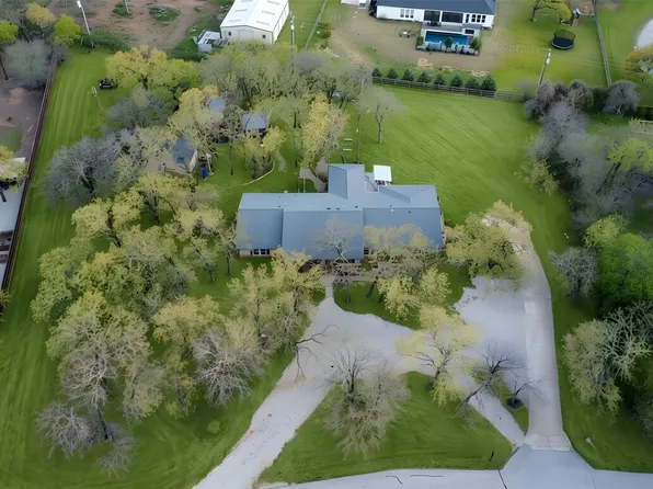 154 Stonewood Blvd, Bartonville, TX 76226