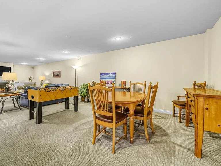 Building's Lounge
