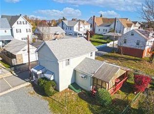 33 W Ridge St, Summit Hill, PA