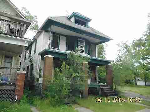 16624 Log Cabin