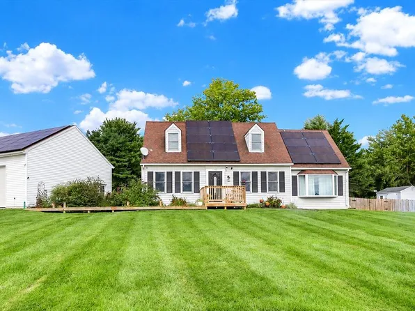 140 Den Mar Dr, Holtwood, PA 17532