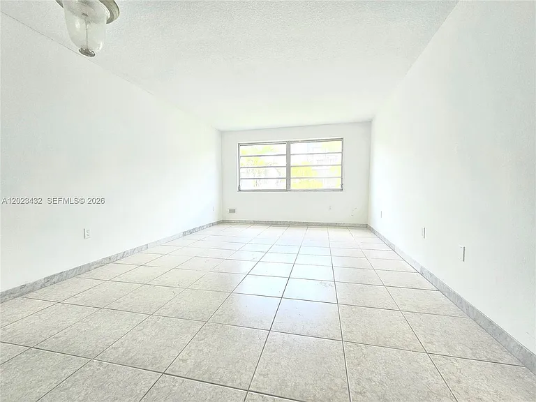 1225 NE 124th St #32B — Photo 7