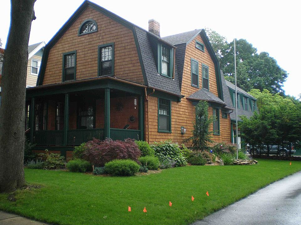 1st image of 33 Wilford Ave