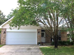 484 Springbrook Ln, Mary Esther, FL 32569