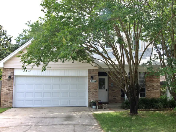 484 Springbrook Ln, Mary Esther, FL 32569
