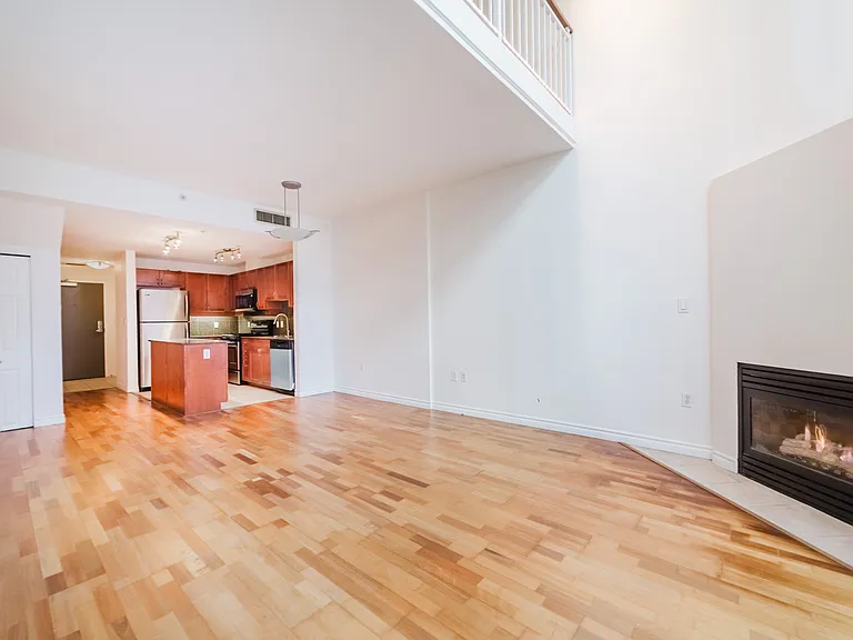 1240 India St #301 — Photo 6