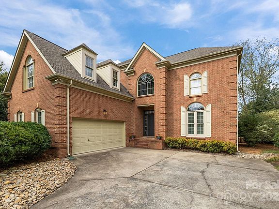 2nd image of 9416 Belmont Ln