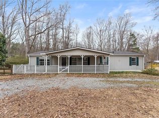 6800 Capitola Farm Rd, Flowery Branch, GA 30542