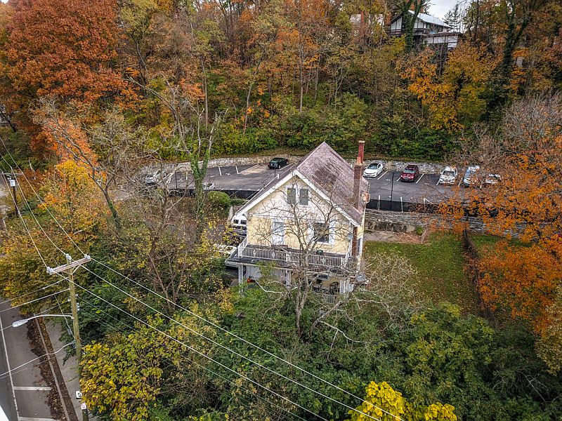2nd image of 3602 Linwood Ave #C5a7d46d4