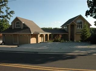 56 Cove Side Dr, Sunrise Beach, MO 65079